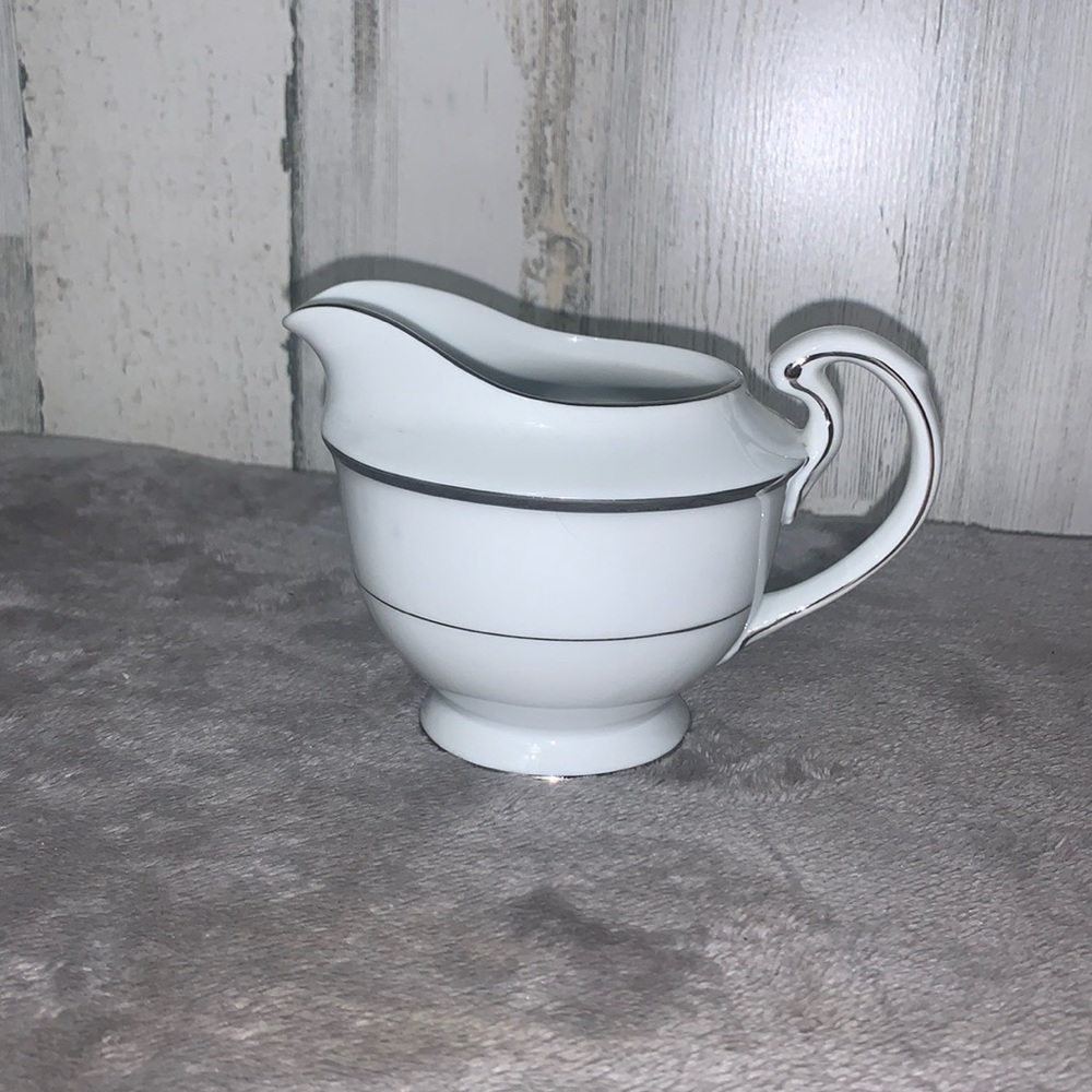 0129 Harmony House Silver Melody Creamer